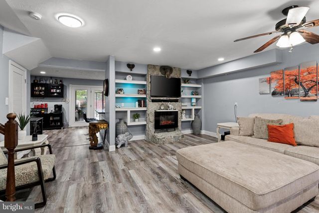 904 BLAKE DR, Mays Landing, NJ 08330