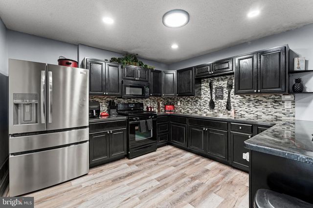 904 BLAKE DR, Mays Landing, NJ 08330