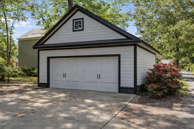 8557 Refuge Point Circle, North Charleston, SC 29420