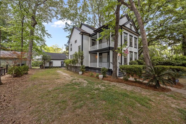 8557 Refuge Point Circle, North Charleston, SC 29420