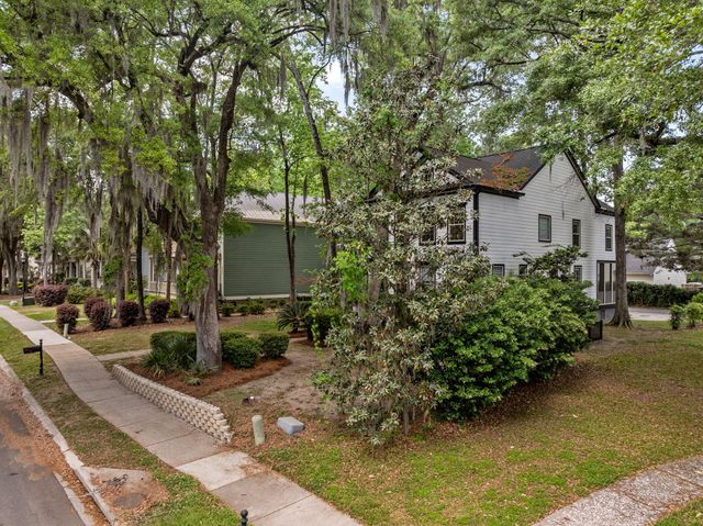 8557 Refuge Point Circle, North Charleston, SC 29420