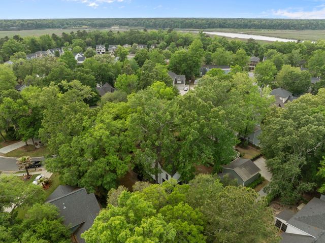 8557 Refuge Point Circle, North Charleston, SC 29420