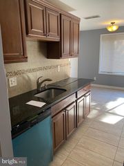 8727 Hayshed Ln Apt 32, Columbia, MD 21045