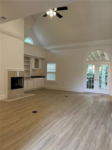 4608 Chattahoochee Crossing, Marietta, GA 30067