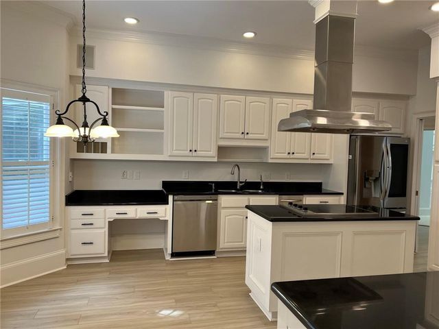 4608 Chattahoochee Crossing, Marietta, GA 30067