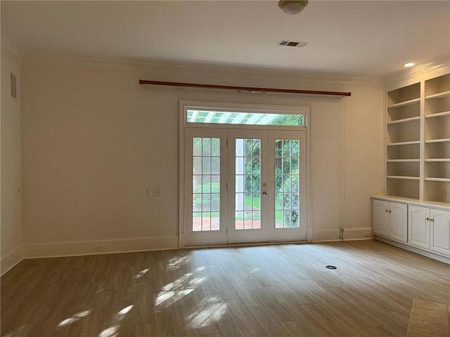 4608 Chattahoochee Crossing, Marietta, GA 30067