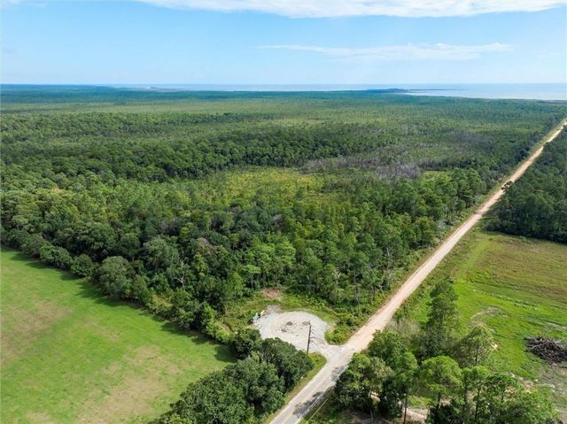 12066 Crystal Creek Drive, Grand Bay, AL 36541