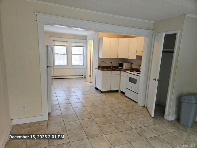 1 Beech Drive 5, Ronkonkoma, NY 11779