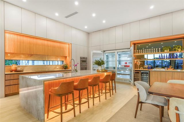 6208 WINTER GARDEN VINELAND ROAD, Windermere, FL 34786