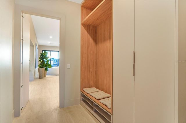 6208 WINTER GARDEN VINELAND ROAD, Windermere, FL 34786