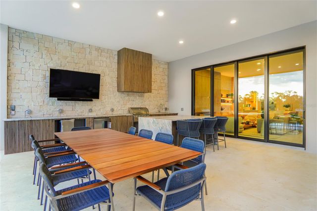 6208 WINTER GARDEN VINELAND ROAD, Windermere, FL 34786