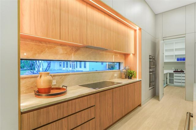 6208 WINTER GARDEN VINELAND ROAD, Windermere, FL 34786