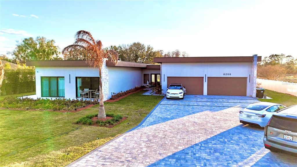 6208 WINTER GARDEN VINELAND ROAD, Windermere, FL 34786