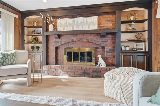 10250 Caenen Street, Lenexa, KS 66215