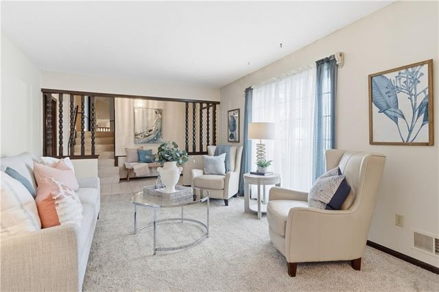 10250 Caenen Street, Lenexa, KS 66215