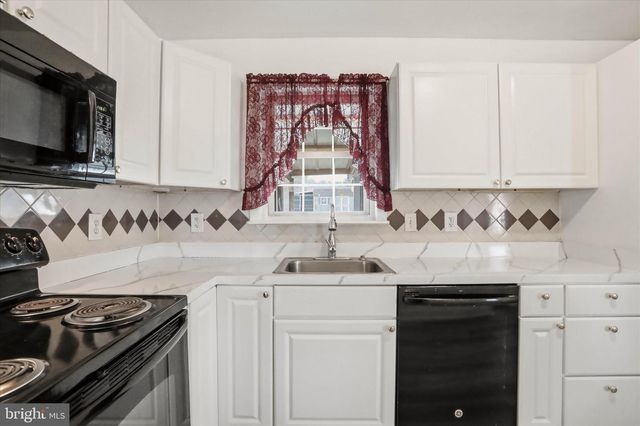 217 NOTTINGHAM RD, Hagerstown, MD 21740