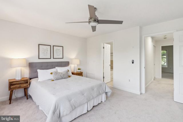 695 W GLEBE ROAD, Alexandria, VA 22305