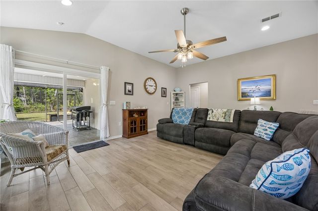 203 Chinquapin Drive, St Marys, GA 31558