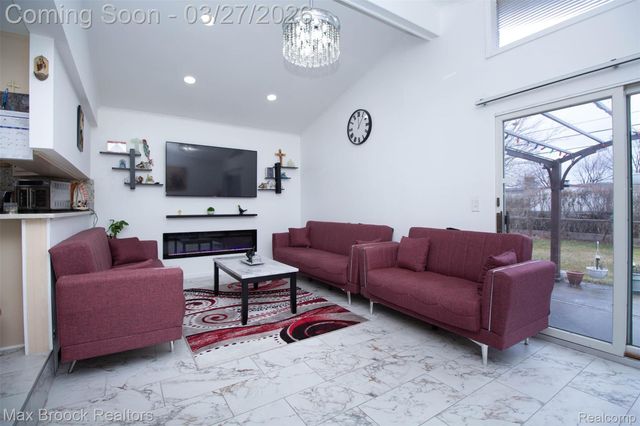 33364 Linsdale Court, Sterling Heights, MI 48310