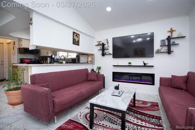 33364 Linsdale Court, Sterling Heights, MI 48310