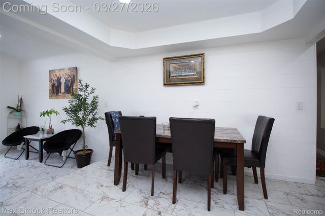 33364 Linsdale Court, Sterling Heights, MI 48310