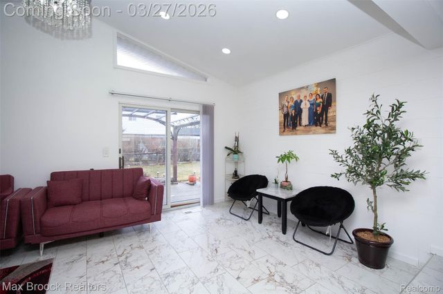 33364 Linsdale Court, Sterling Heights, MI 48310