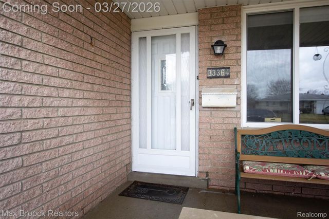 33364 Linsdale Court, Sterling Heights, MI 48310