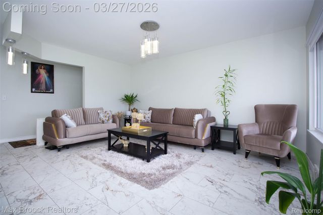 33364 Linsdale Court, Sterling Heights, MI 48310