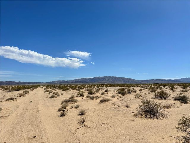 7 Cadiz Drive, 29 Palms, CA 92277