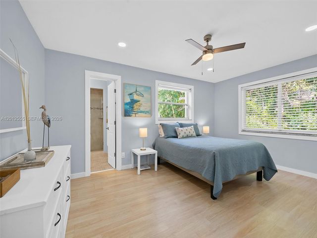 1251 Lincoln St, Hollywood, FL 33019