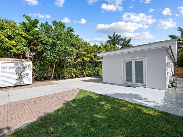 1251 Lincoln St, Hollywood, FL 33019