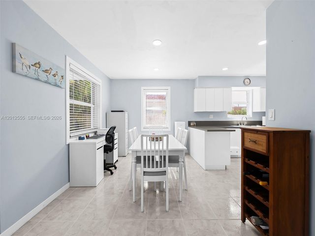 1251 Lincoln St, Hollywood, FL 33019