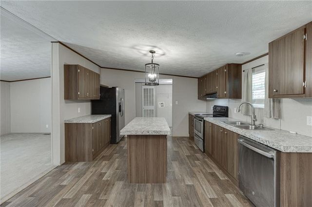 526 Silver Falls Road, Cleveland, GA 30528