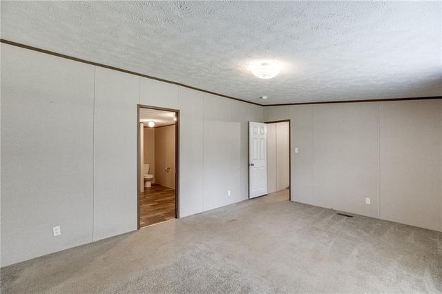 526 Silver Falls Road, Cleveland, GA 30528