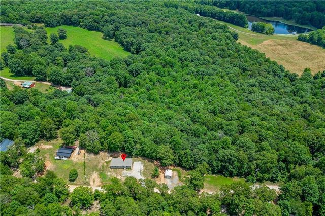 526 Silver Falls Road, Cleveland, GA 30528