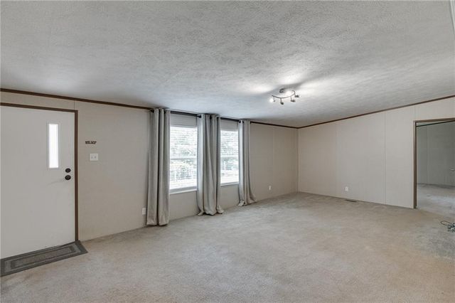 526 Silver Falls Road, Cleveland, GA 30528