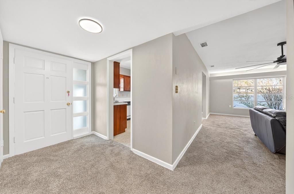 Image 12 of property listing at 419 KRUEGER STREET, Orlando, FL 32839