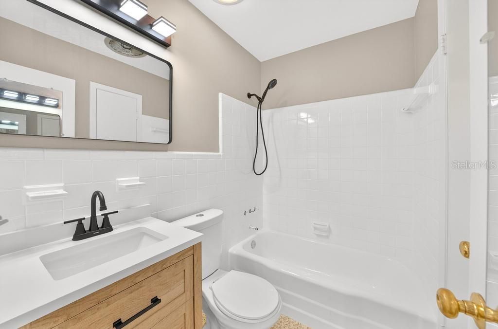 Image 42 of property listing at 419 KRUEGER STREET, Orlando, FL 32839