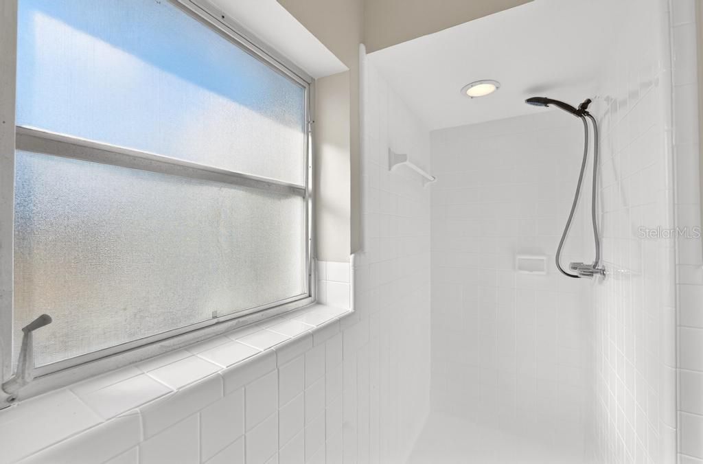 Image 47 of property listing at 419 KRUEGER STREET, Orlando, FL 32839