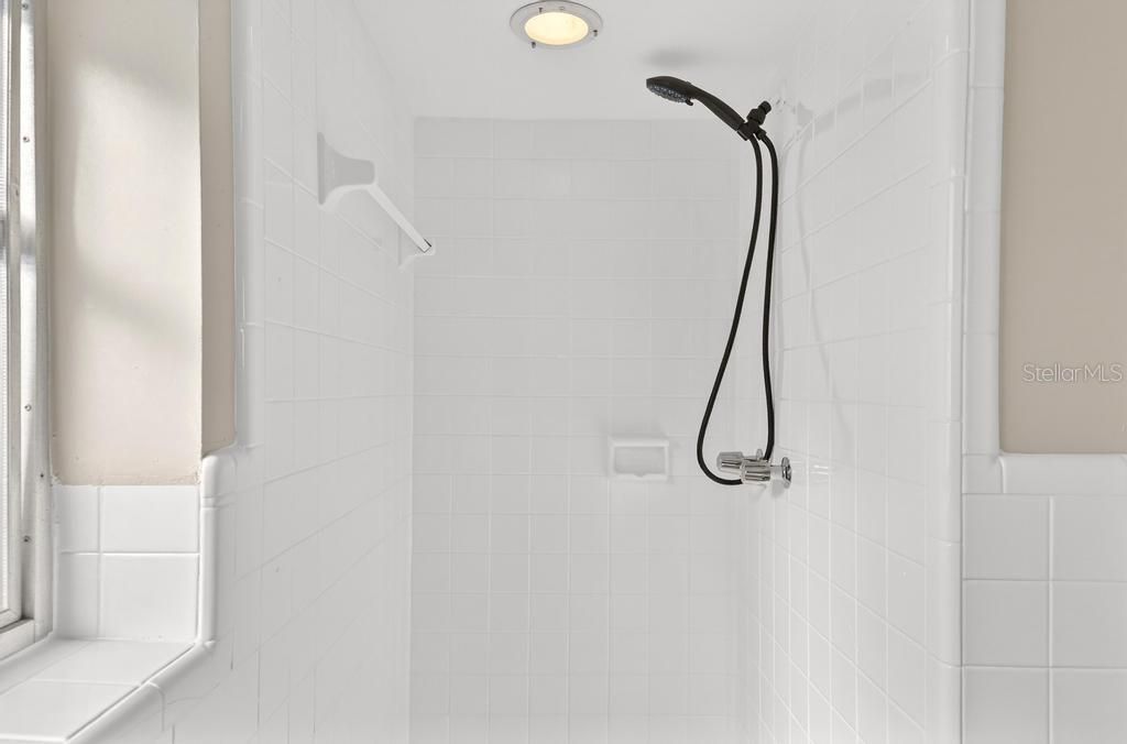 Image 48 of property listing at 419 KRUEGER STREET, Orlando, FL 32839