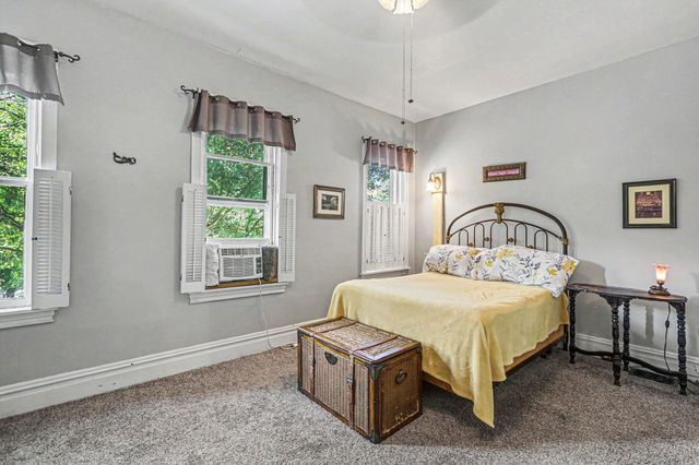 215 WALNUT ST, Carlisle, PA 17013