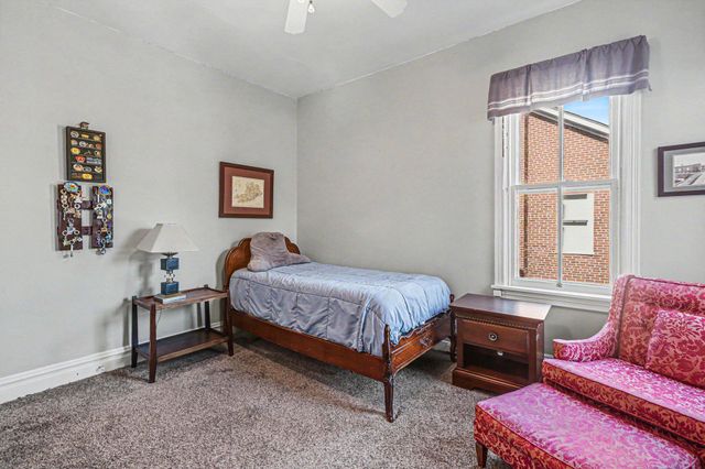 215 WALNUT ST, Carlisle, PA 17013
