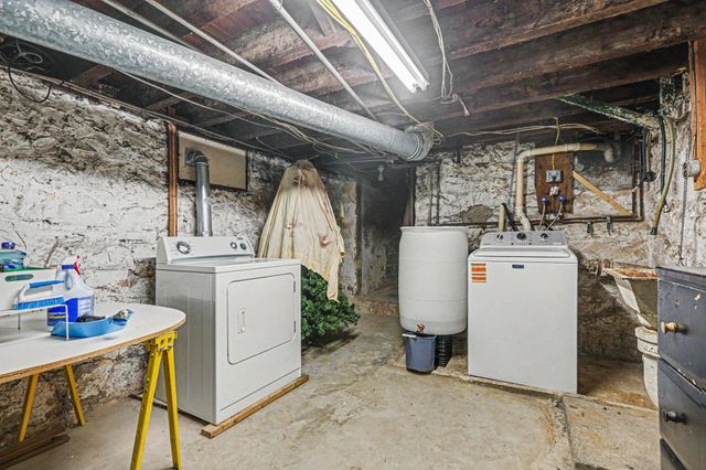 215 WALNUT ST, Carlisle, PA 17013