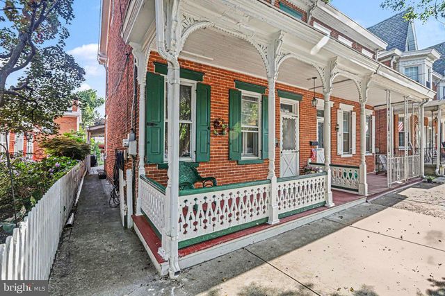 215 WALNUT ST, Carlisle, PA 17013