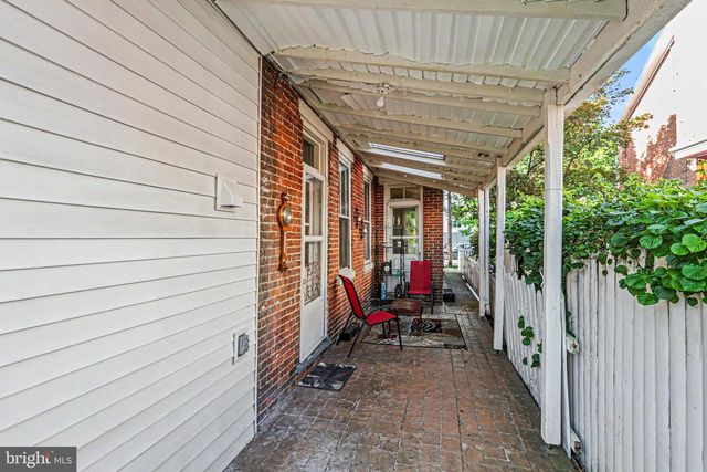 215 WALNUT ST, Carlisle, PA 17013