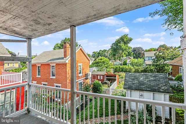 215 WALNUT ST, Carlisle, PA 17013