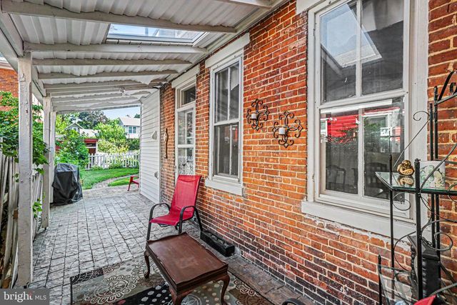 215 WALNUT ST, Carlisle, PA 17013