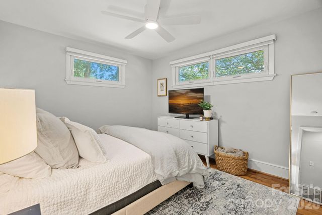 4703 Woodlark Lane, Charlotte, NC 28211