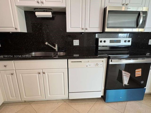 1627 SW 37th Ave 904, Miami, FL 33145