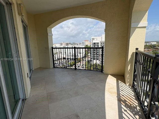 1627 SW 37th Ave 904, Miami, FL 33145